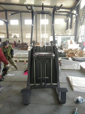 Logo tùy chỉnh Body Gym Máy chi trên 1300 * 890 * 1620mm